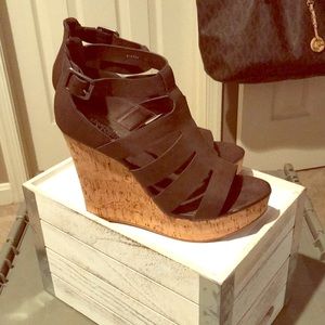 EUC Chocolate Brown Wedges